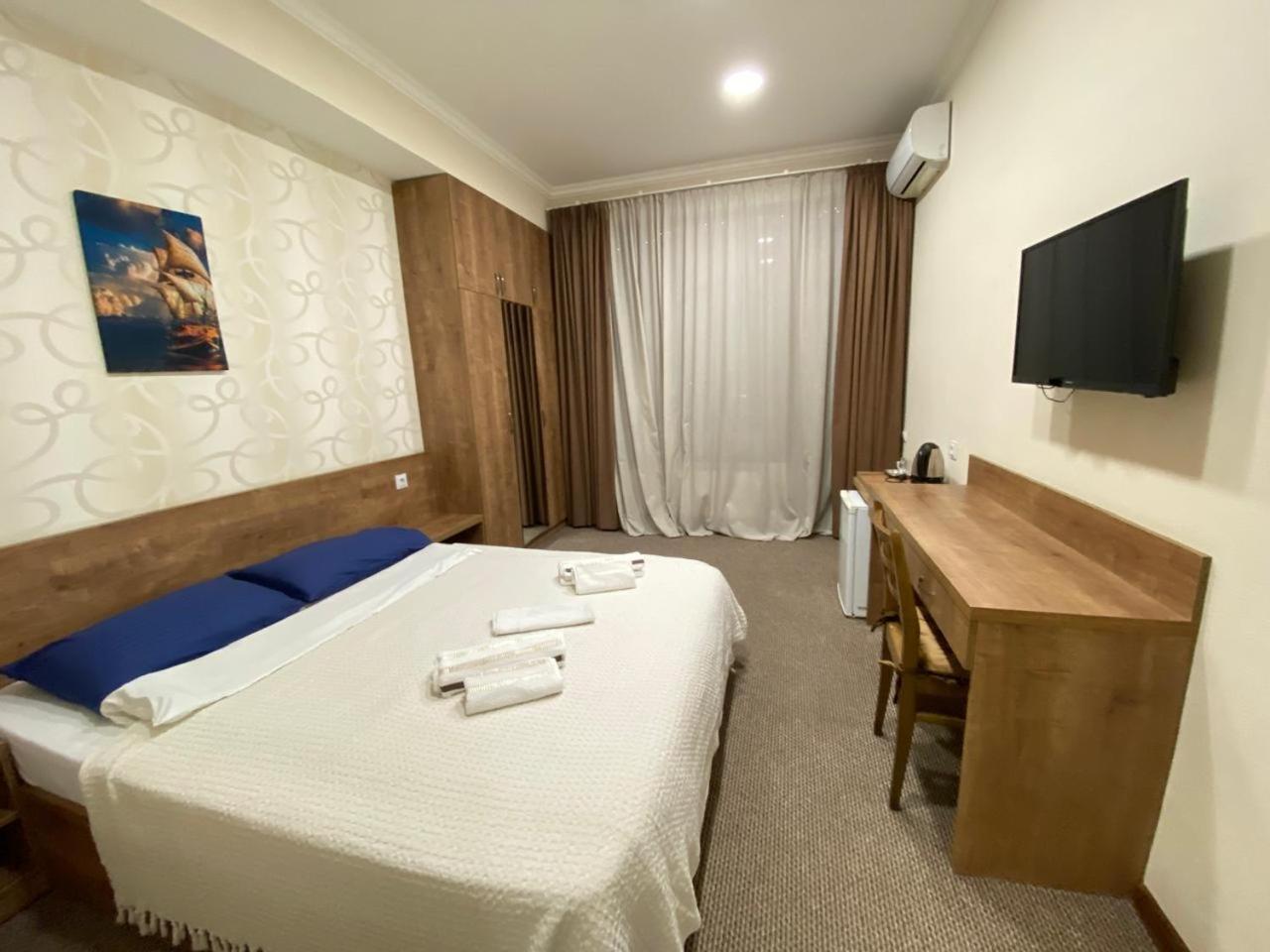 5 Rooms Near 300 Aragveli Metro Station Tbilisi ห้อง รูปภาพ